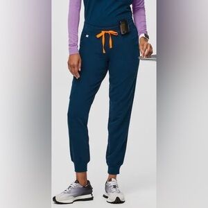 🩷 Figs Zamora Jogger Scrub Pants in Deep Reef Size S/P (Retail: $48)